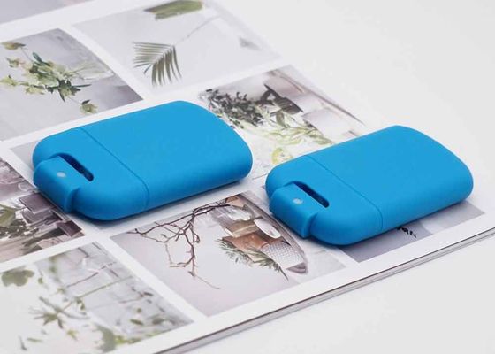 เครื่องฉีดน้ำน้ำหอมขวดสเปรย์น้ำหอมพลาสติกขนาดเล็ก 25ml สีฟ้าสวยงาม